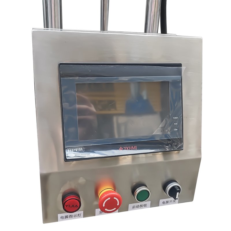 Threaded aluminum cap locking machine