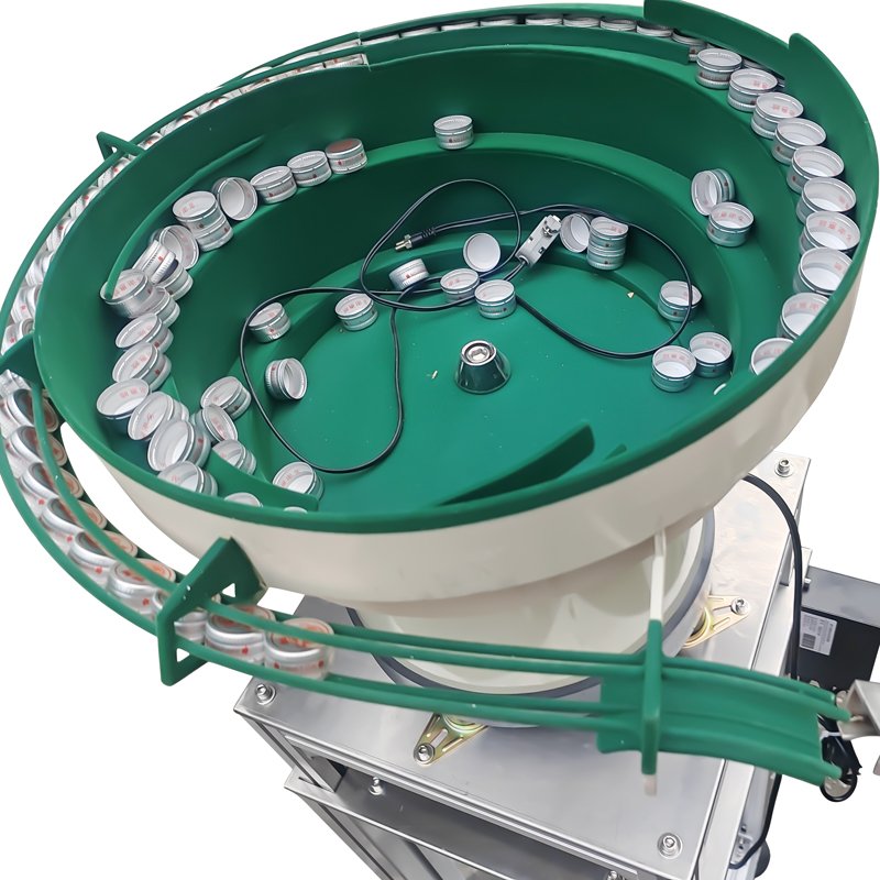 Threaded aluminum cap locking machine