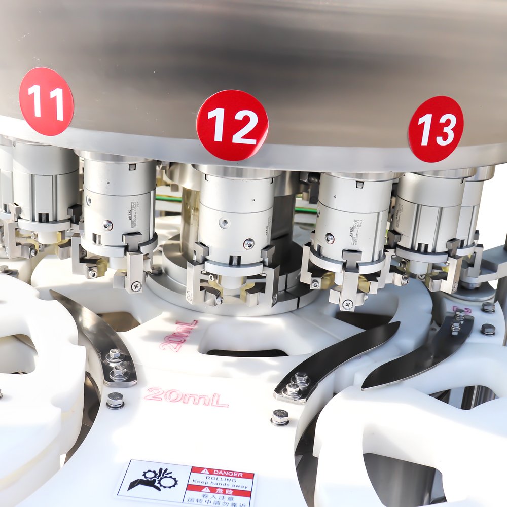 Fully automatic 14-head filling and lower cap 12-head screwing machine