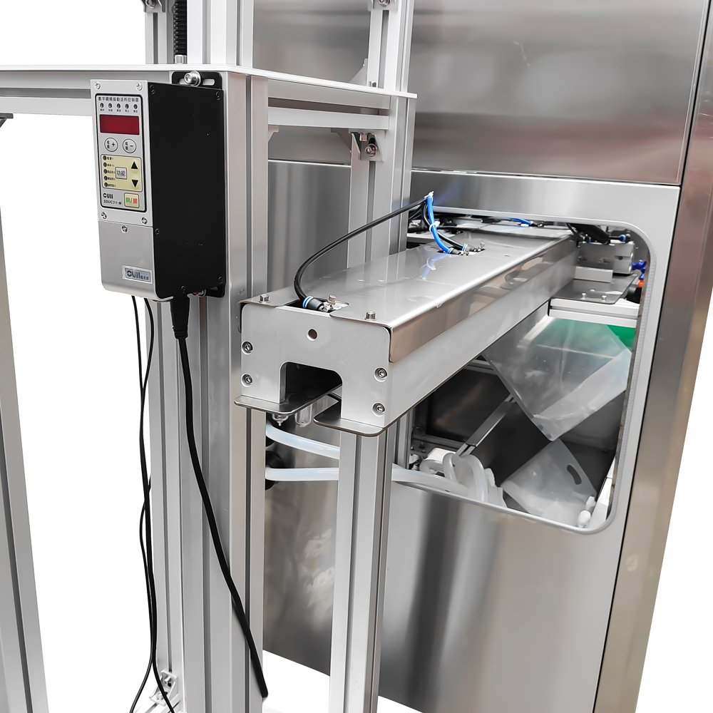 Self-standing bag double-head cabinet filling machine